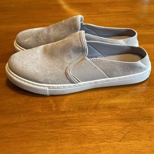 Outwoods slip-on shoes